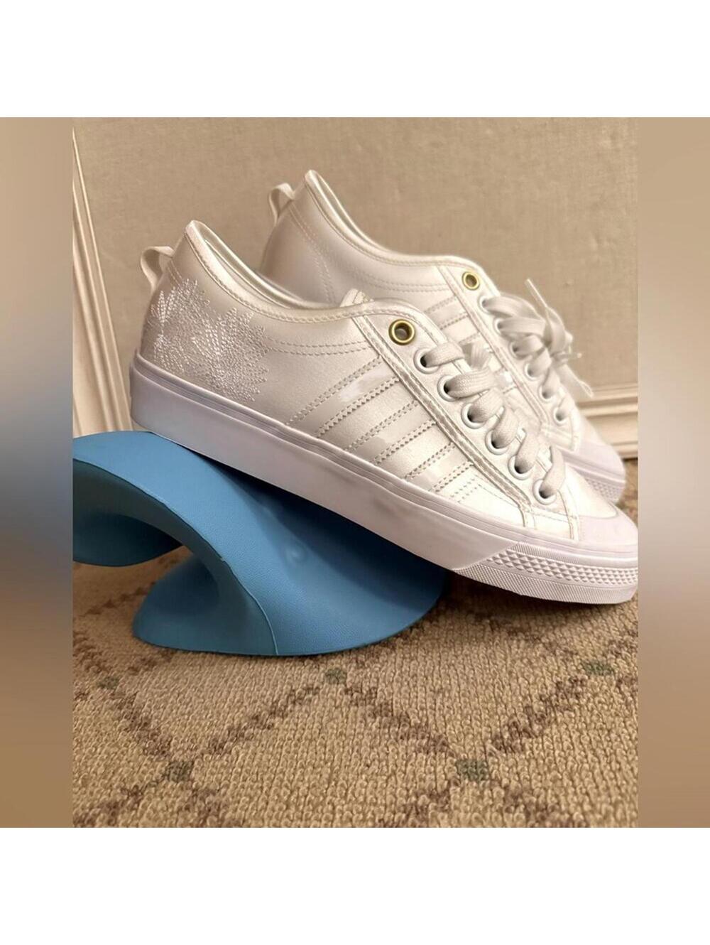 Adidas Vintage White satin sneakers, patent stripes and embroidery NWOT US 8.5